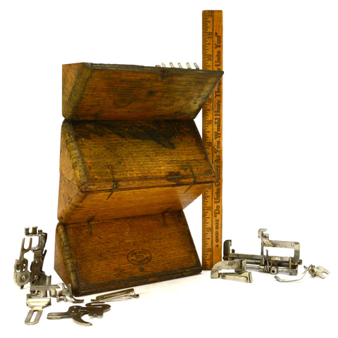 Antique SINGER TREADLE SEWING PUZZLE OAK BOX Marked "PAT 1880" + 17 Parts/Pieces