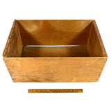 Vintage HOLMES BEAR CREEK FRUIT CRATE Pears/Peaches GRAPHIC BEAR LOGO LABEL Rare