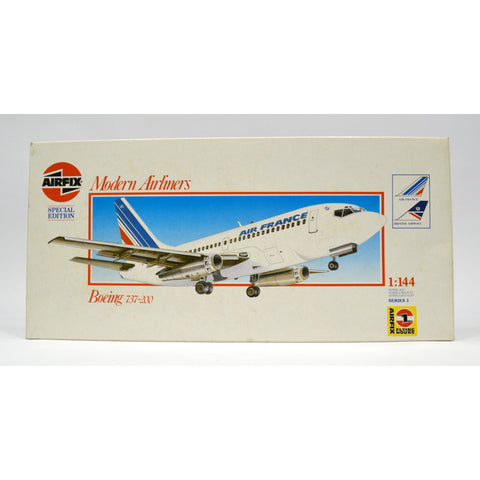 New in Box! AIRFIX 1:144 SCALE MODEL KIT Factory Sealed! "BOEING 737-200" #03181