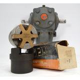 Never Used BOSTON GEAR WORKS 1:1 "WORM GEAR REDUCTOR" 300 Series Reducer XR146-1