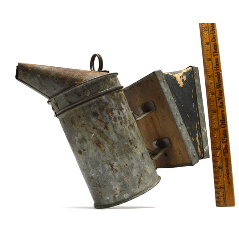 Antique INSECTICIDE BUG SPRAYER Primitive METAL-STEEL w/ BELLOWS Superb Patina!!