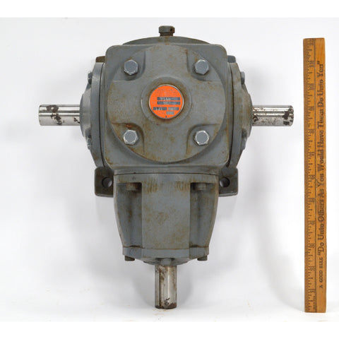 Never Used BOSTON GEAR WORKS 1:1 "WORM GEAR REDUCTOR" 300 Series Reducer XR146-1