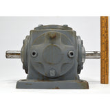 Never Used BOSTON GEAR WORKS 1:1 "WORM GEAR REDUCTOR" 300 Series Reducer XR146-1