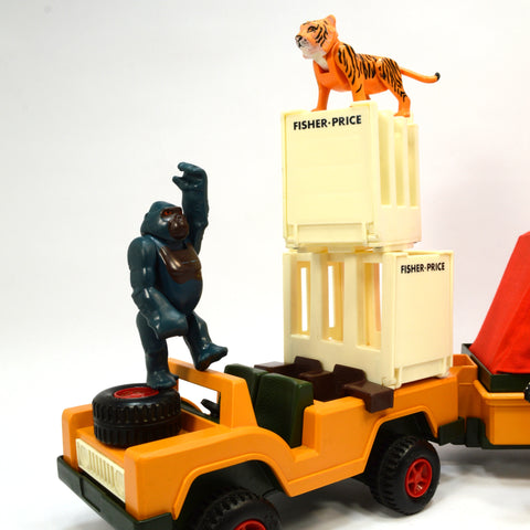 Vintage FISHER-PRICE 'ADVENTURE PEOPLE' Partial SAFARI #304 Jeep CAMPER Animals!
