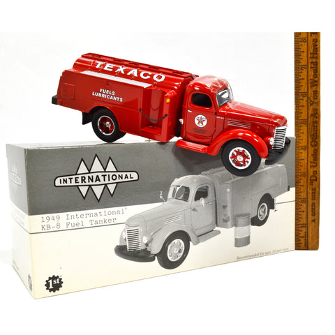 Excellent FIRST GEAR "1949 INTERNATIONAL KB-8 FUEL TANKER" 1:34 Diecast 'TEXACO'