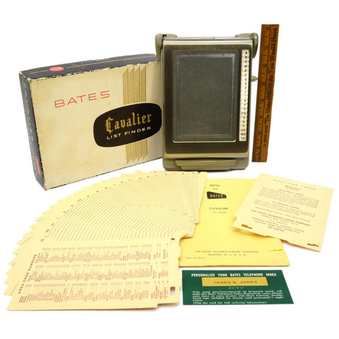 New Old Stock BATES "CAVALIER" LIST FINDER Complete in Box PATENT PENDING Silver