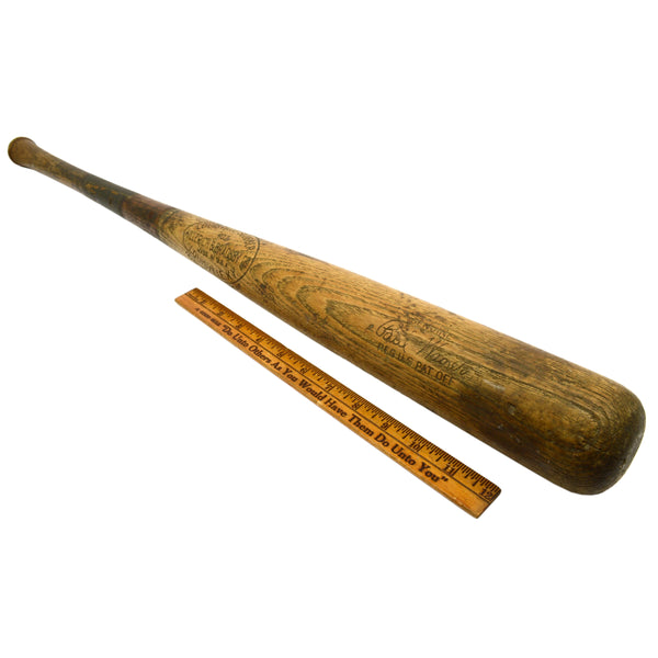 Vintage H&B "GENUINE PAUL WANER" LOUISVILLE SLUGGER BASEBALL BAT Cat. No. "40Z"